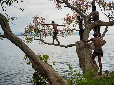 Vernissage — Lac Kivu : le secret des sirènes